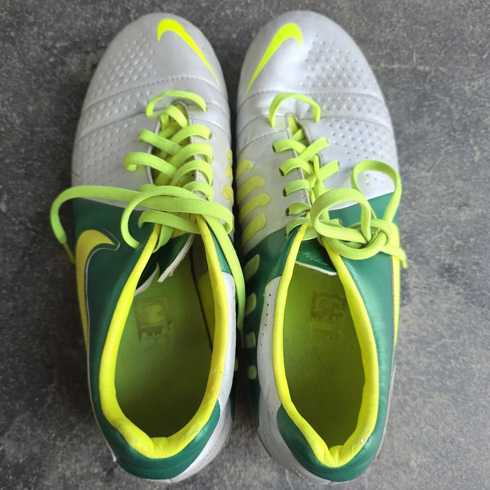 Nike CTR360 Libretto III FG Volt Court Green - Picture 7 of 9